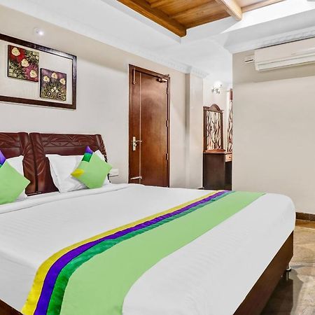 Treebo Symphony Hotels And Resorts Angamally Kizhake Chālakudi Kültér fotó