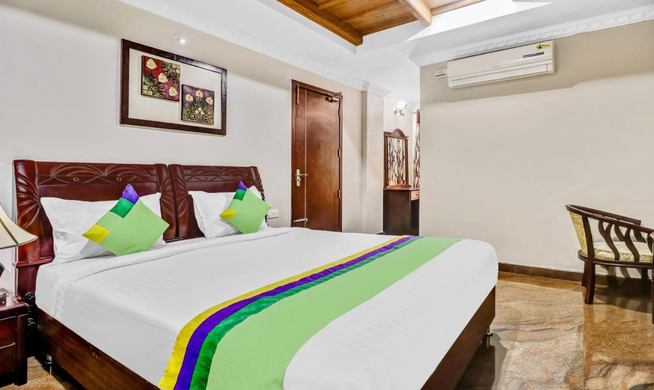 Treebo Symphony Hotels And Resorts Angamally Kizhake Chālakudi Kültér fotó
