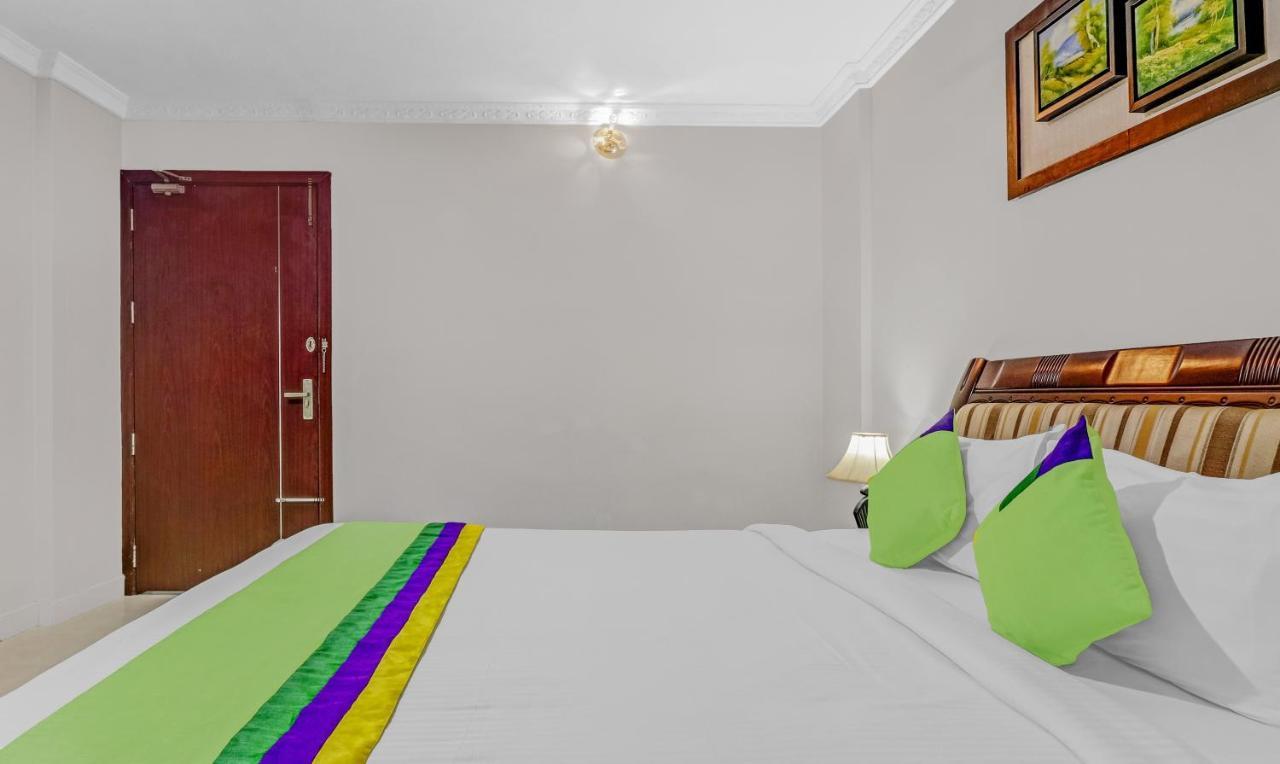 Treebo Symphony Hotels And Resorts Angamally Kizhake Chālakudi Kültér fotó